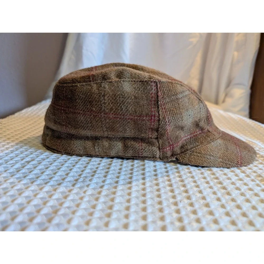 Life Is Good brown Plaid tweed Winter Flat Cap Sherpa Wool Lined News Boy Hat